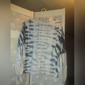 Te Verde women's  gray, black, and white tie dye  hoodie  M